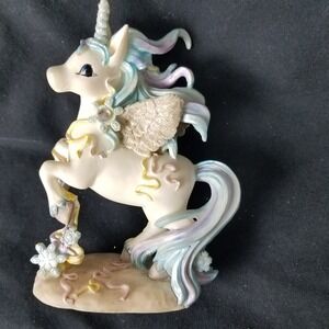 Unicorn Hamilton Collection New begining‎ rainbow Dreams Unicorn Figurine